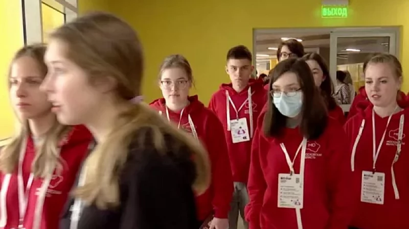 312 школьников приняли участие в финале Всероссийской олимпиады по русскому языку