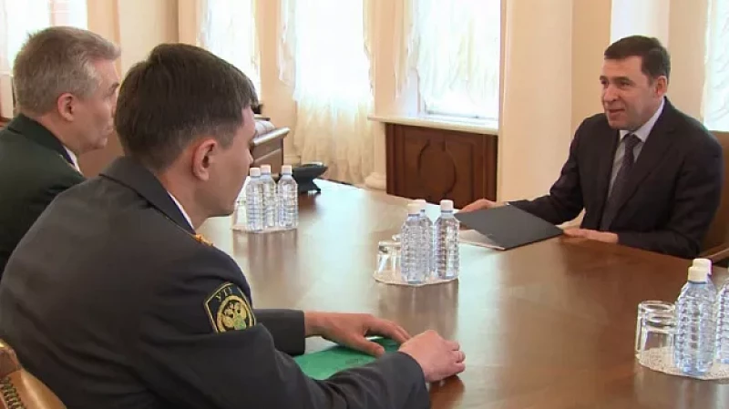 Евгений Куйвашев и Эдуард Туранов обсудили вопросы взаимодействия региона и таможенных органов