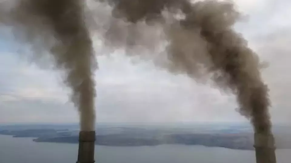 Два города на Урале заняли место в списке городов, загрязняющих воздух