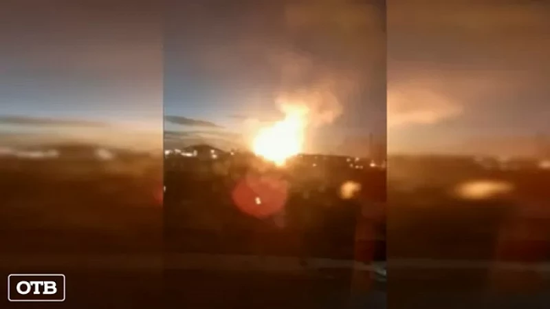 Крупный пожар полыхнул на газовой магистрали в посёлке Пелым после разгерметизации