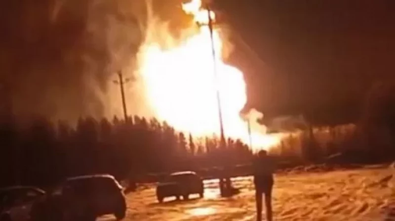 Взрыв и пожар на газопроводе в Свердловской области произошёл из-за разгерметизации
