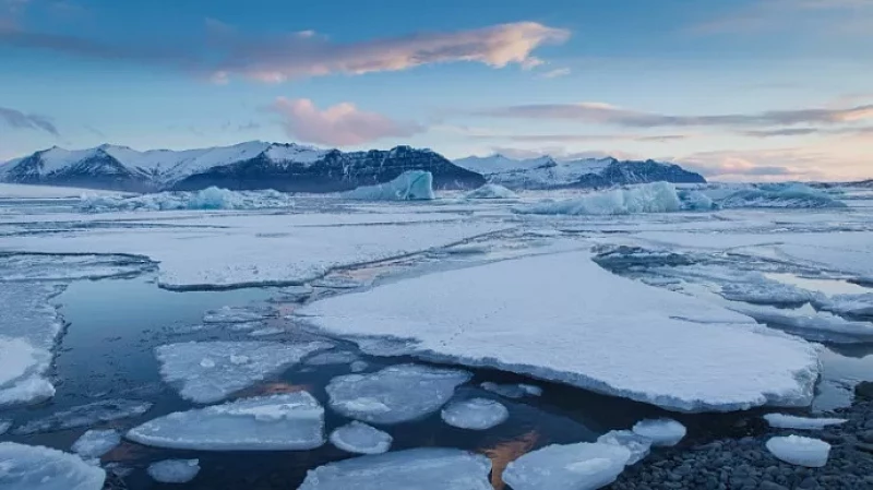 Климатолог предсказал затопление Санкт-Петербурга и исчезновение вечной мерзлоты из-за глобального потепления