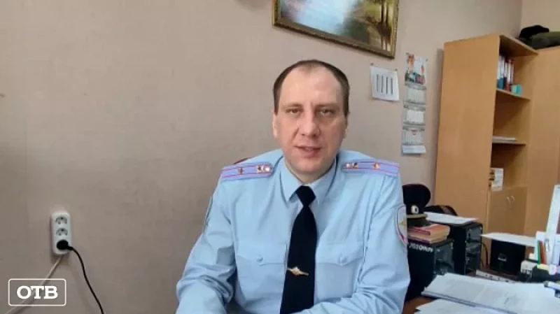 Ограбил бабушек на 1 млн 300 тысяч: 17-летний хоккеист работал курьером у телефонных мошенников