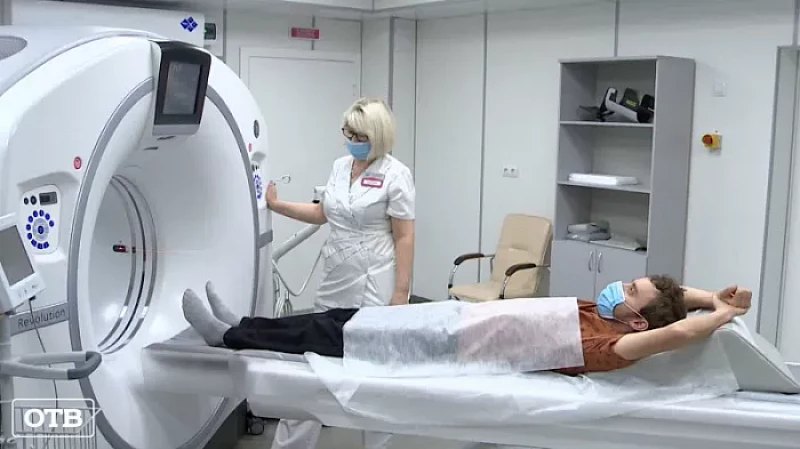 Современный компьютерный томограф передали госпиталю ветеранов войн в Екатеринбурге