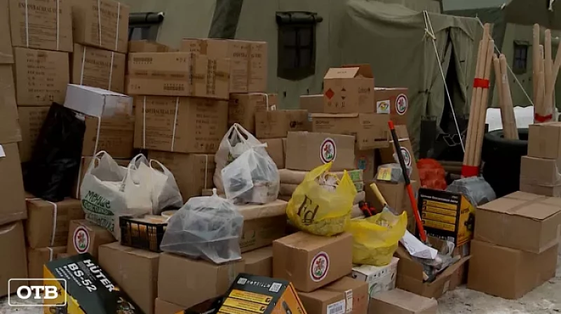 15 тонн гуманитарной помощи отправили свердловчане в зону СВО