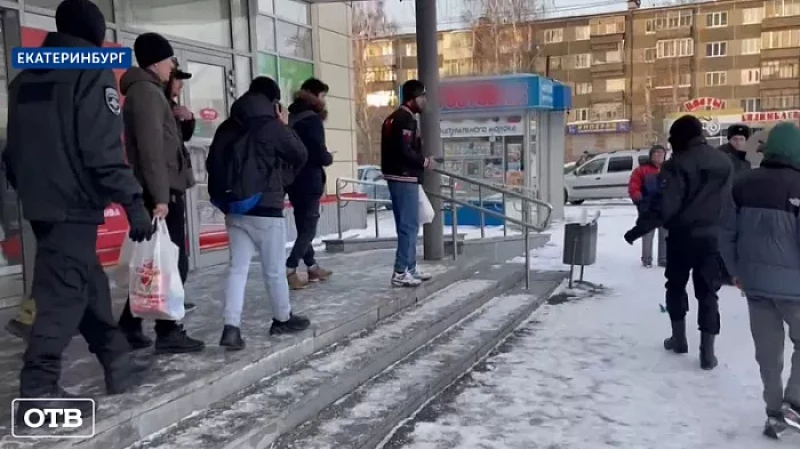 Полицейские обнаружили в кафе на Сортировке майнинговую ферму