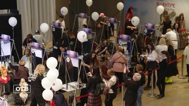 Лучшего парикмахера выбрали на областном конкурсе «Славим человека труда!»