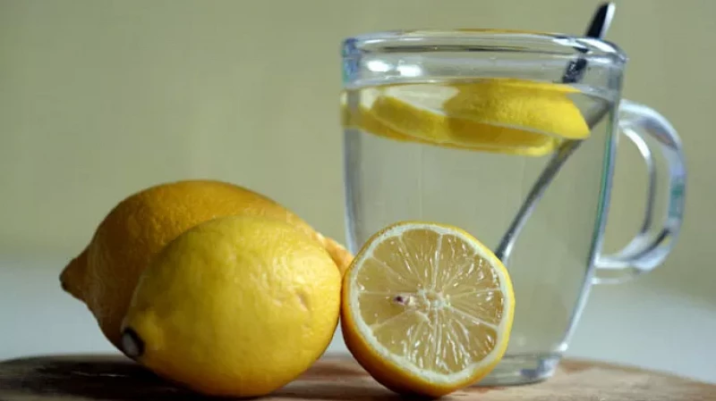 Лечение простуды с помощью простых лимонов