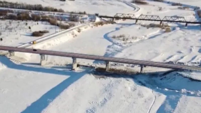 На ремонт муниципальных дорог и мостов направят 2 млрд 400 млн рублей