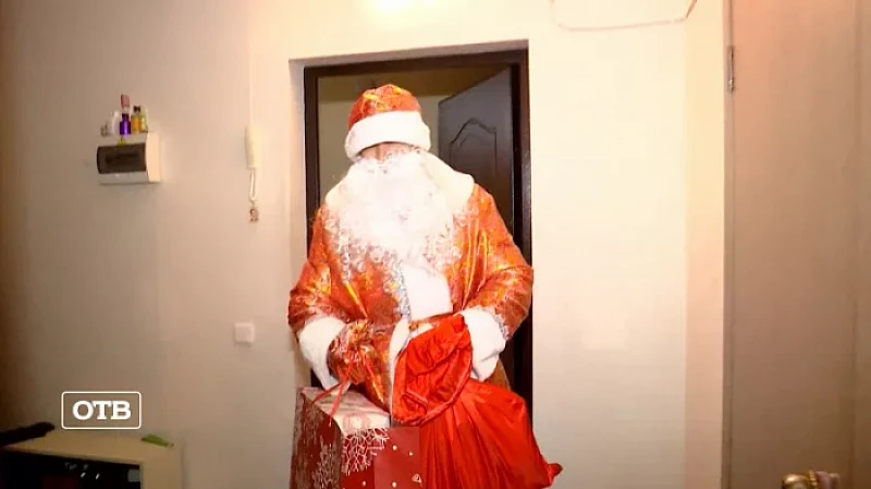 В Верхней Пышме Дед Мороз исполнил мечту семилетнего Тимофея Шкотова