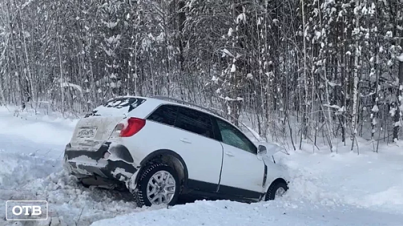 В ДТП под Ирбитом один человек погиб, трое получили травмы