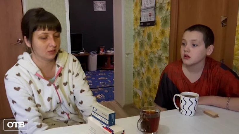 Мать инвалида обвиняет судебных приставов в списании детской пенсии и пособий