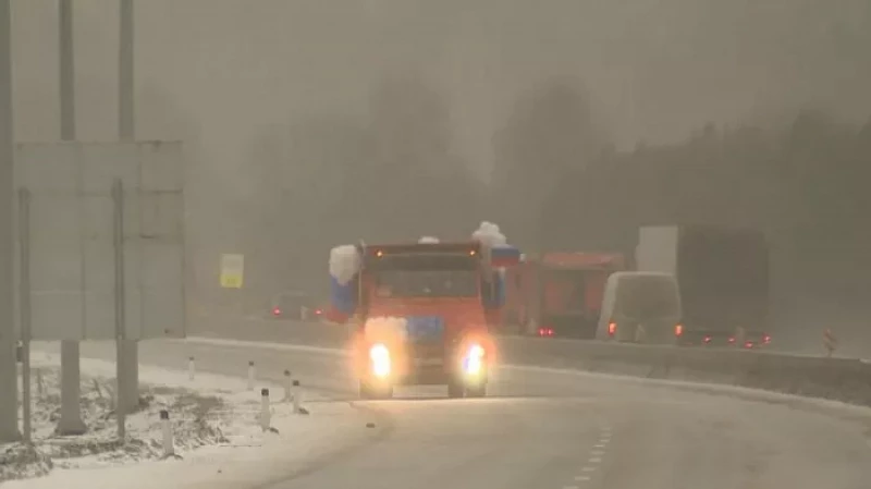 Долгожданная остановка и пешеходный переход появятся у садоводов на трассе Екатеринбург – Реж – Алапаевск