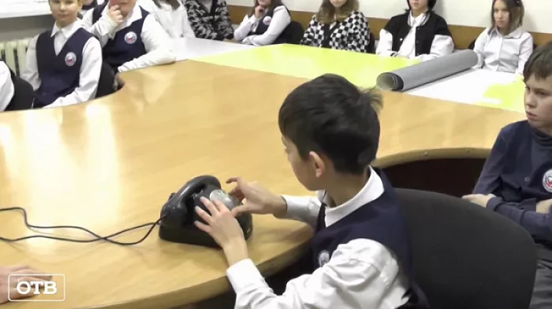 Уральские шестиклассники попали в кабинет сотрудника милиции 40-х годов