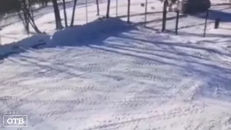 В Камышлове оштрафовали автолюбителя, катавшего друга на бублике