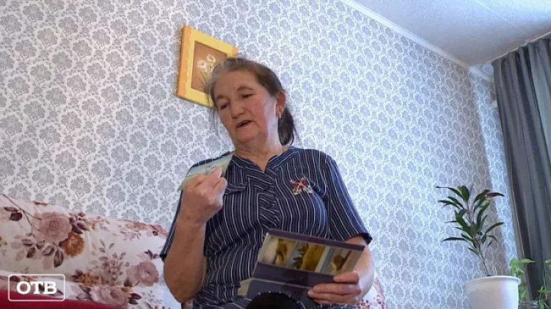 Волонтёры поздравляют членов семей мобилизованных с Днём матери