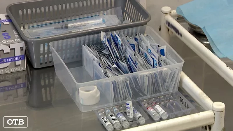 В два пшика: в Екатеринбурге начали применять назальную вакцину от COVID-19