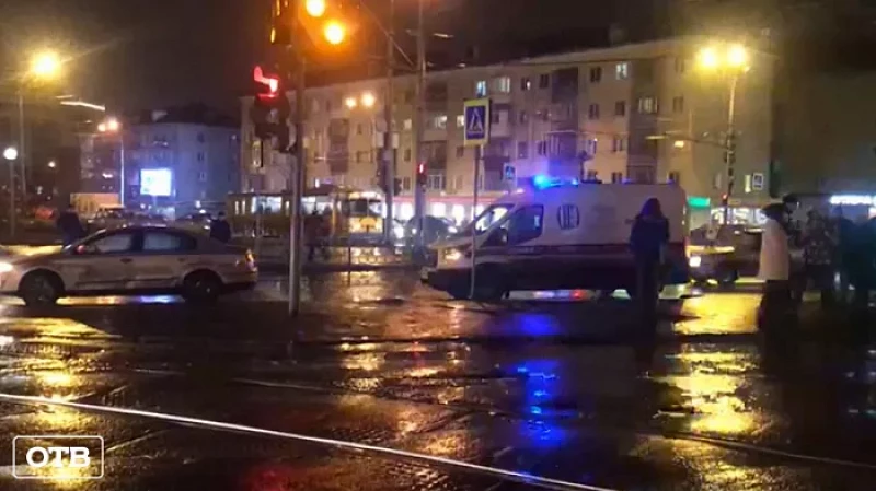 Опытный водитель сбил на пешеходном переходе 11-летнюю девочку