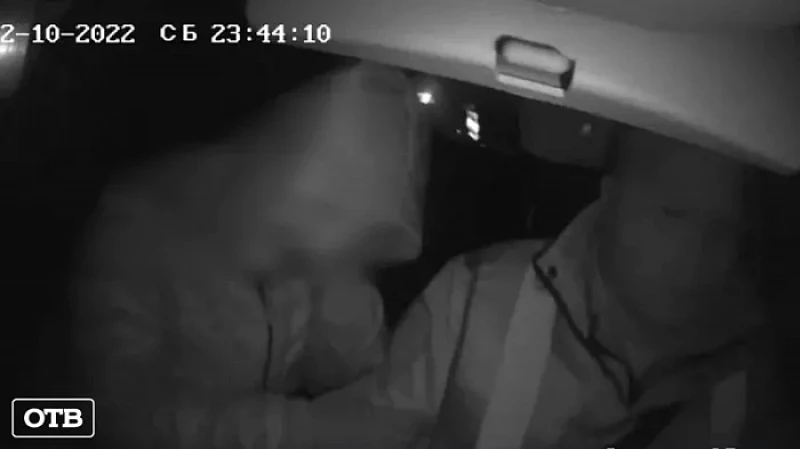 В Сухом Логу пьяная автоледи устроила инспекторам истерику со слезами