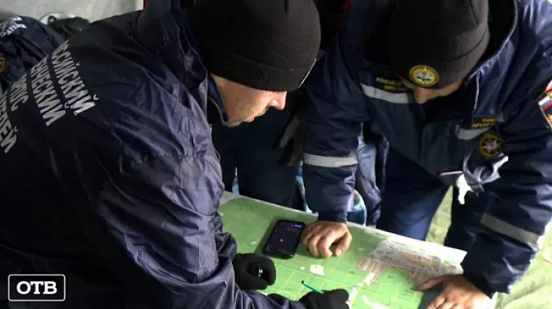 Последствия масштабного кораблекрушения в Берёзовском устраняют более 200 волонтёров и сотрудников МЧС