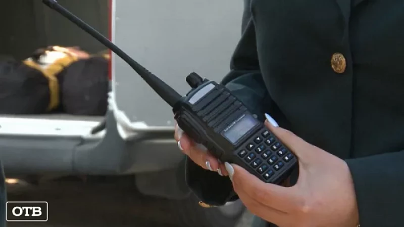 Уральские таможенники передали 30 раций для мобилизованных