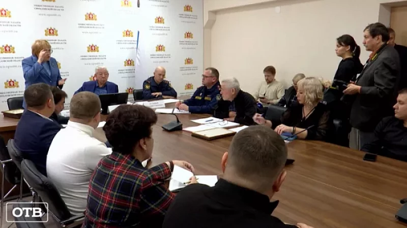 В Екатеринбурге вручили мандаты новым членам ОНК