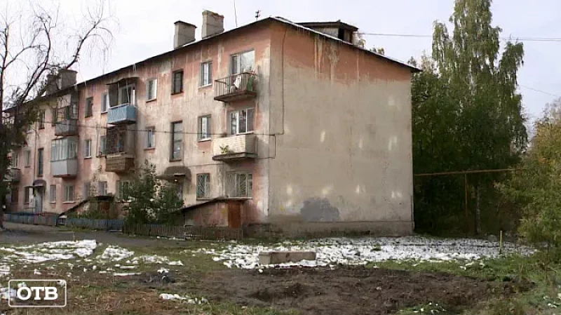 В Среднеуральске сточные воды вновь вышли из берегов