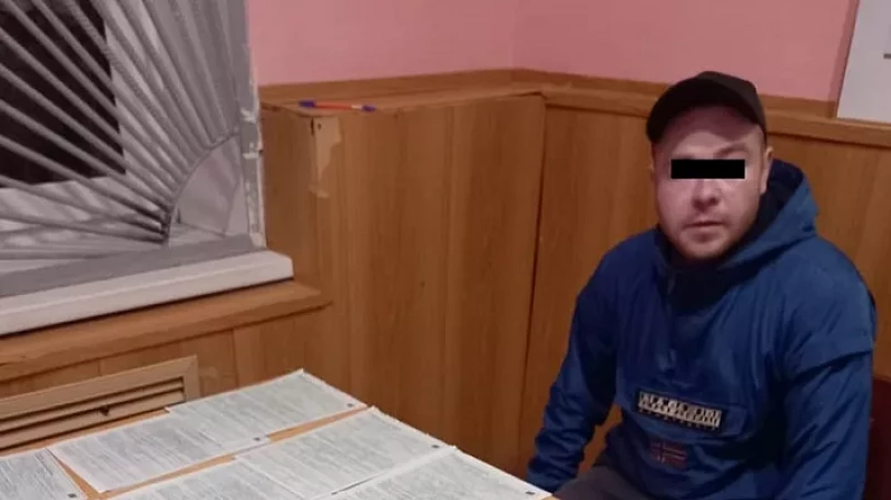 Уралец лишится прав на 16 лет за погоню и 14 выездов на встречку