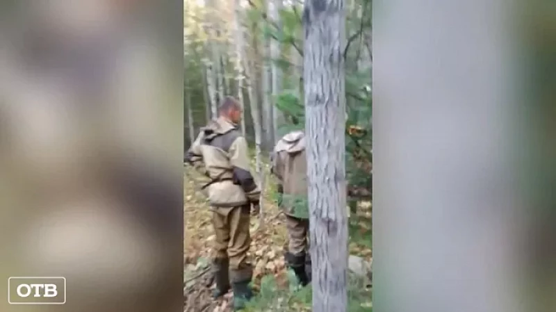 В Алапаевском районе волонтёры нашли пенсионера, бродившего по тайге четыре дня