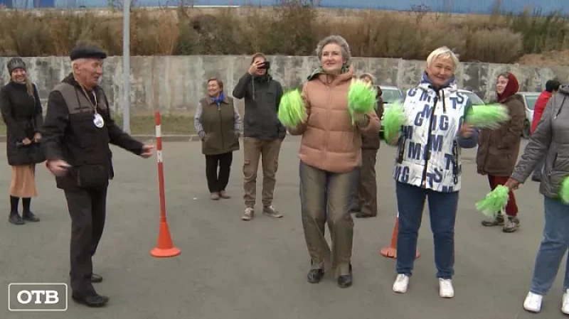 В Сысерти прошёл конкурс среди автолюбителей почтенного возраста