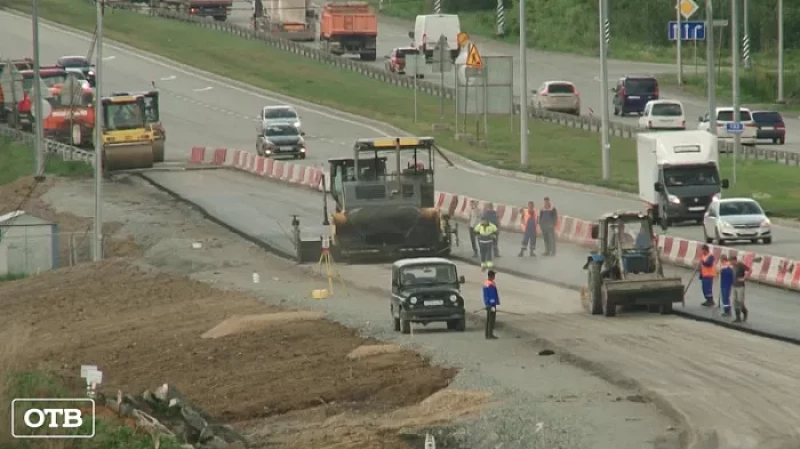 В Богдановиче начали строительство автомобильного моста и отреставрировали городской парк