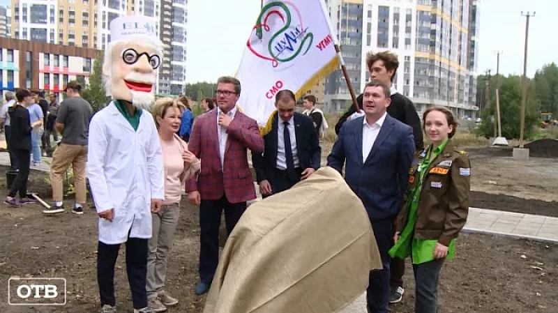 Аллея медиков зацветёт в Академическом районе Екатеринбурга