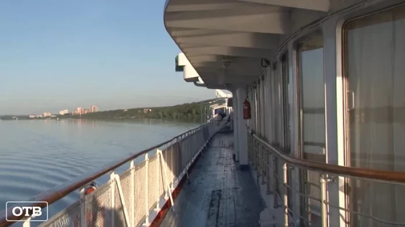 70 свердловских ветеранов МВД отправятся в круиз по Волге