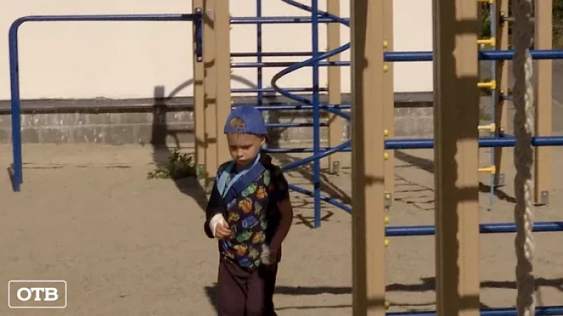 Из детского сада с переломом вернулся домой юный житель Екатеринбурга