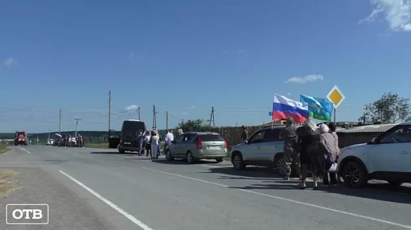 100-летие Героя Советского Союза Степана Неустроева уральцы отметили автопробегом