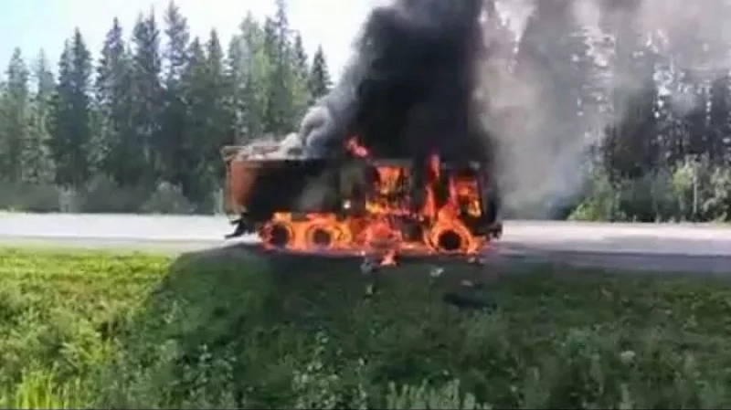 На дороге Атиг-Нижние Серги полыхал «КамАЗ»