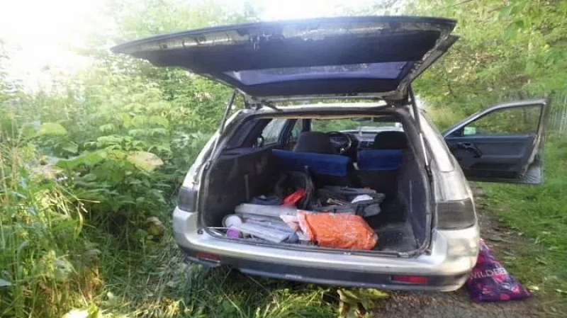 Пьяный мужчина угнал старую «десятку» с дорогим содержимым
