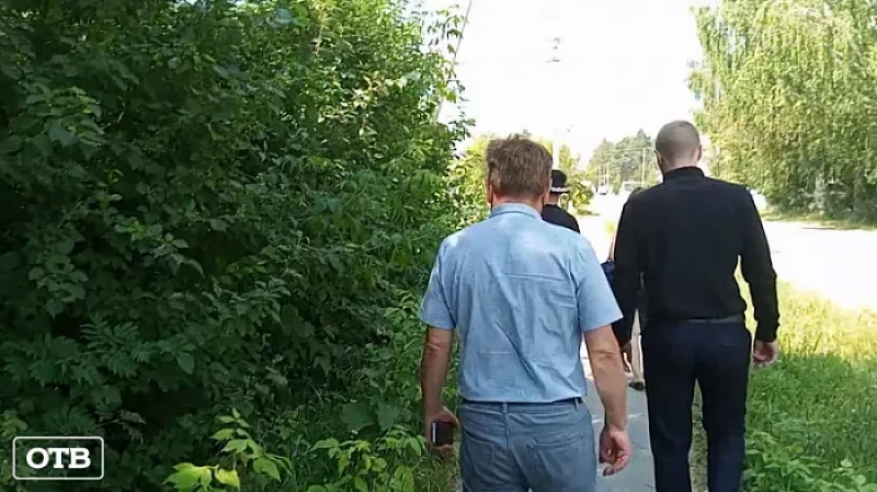 В Тугулыме нетрезвый мужчина с мотоблоком совершил ночной налёт на продуктовый магазин