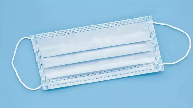 В Свердловской области впервые с начала года вырос спрос на маски и антисептики