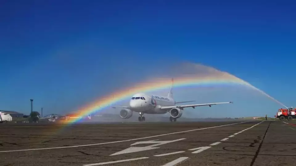 Солнце, радуга и лещи: совершён первый рейс Екатеринбург – Астрахань