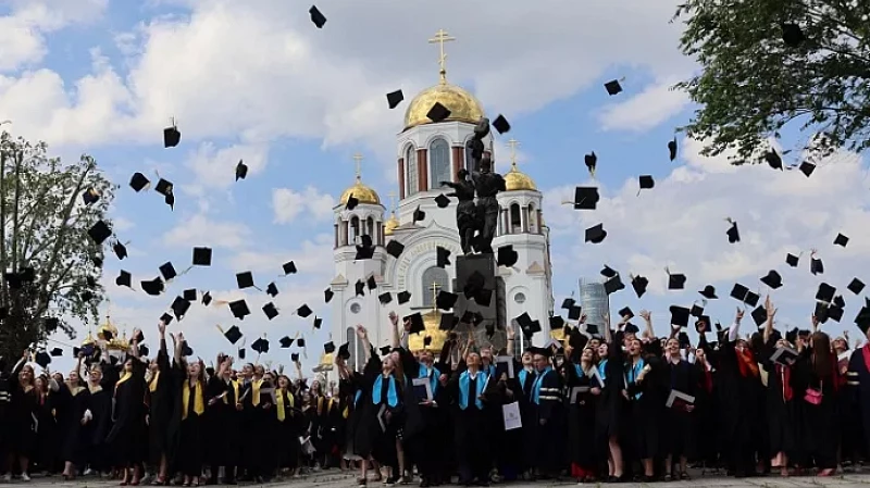 Сельхозпредприятия региона готовы трудоустроить всех сегодняшних выпускников Уральского государственного аграрного университета