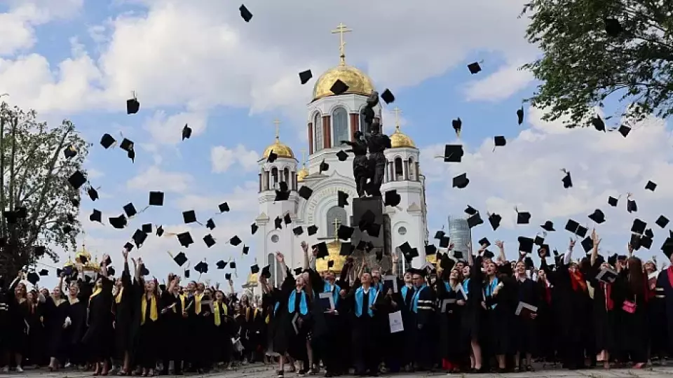 Сельхозпредприятия региона готовы трудоустроить всех сегодняшних выпускников Уральского государственного аграрного университета