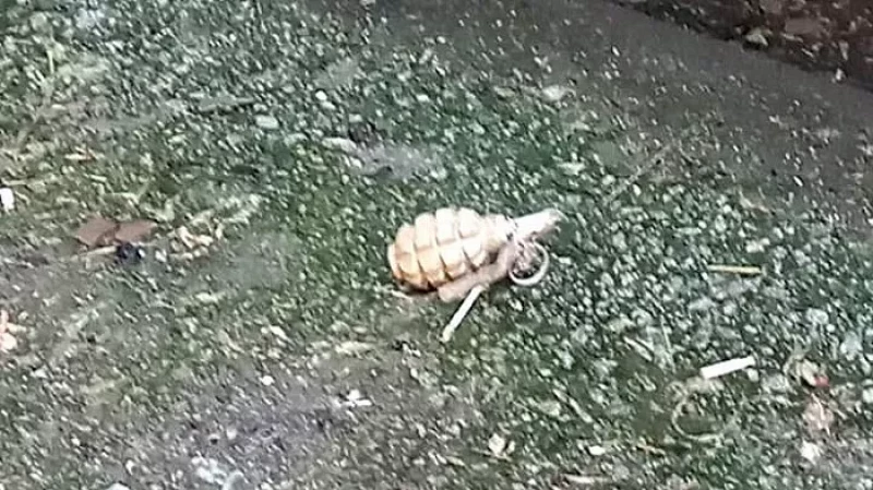 На Уралмаше мальчишки нашли гранату под балконом жилого дома