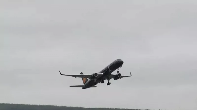 Внутри чёрного Боинга: из Екатеринбурга запустили VIP-рейсы в Турцию