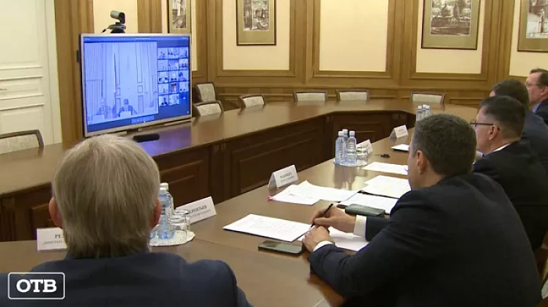 Губернатор Куйвашев провёл первое заседание рабочей группы по импортозамещению в отечественном спорте