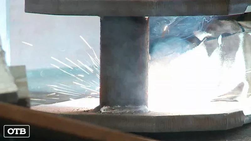 Ковать кадры будем сами: в Свердловской области все желающие могут освоить рабочую специальность