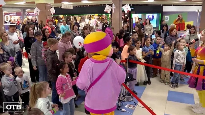 «Карнавал клоунов» по традиции прошёл в преддверии Дня защиты детей