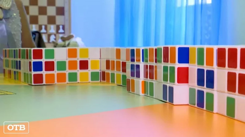 Кубику Рубика – 48 лет