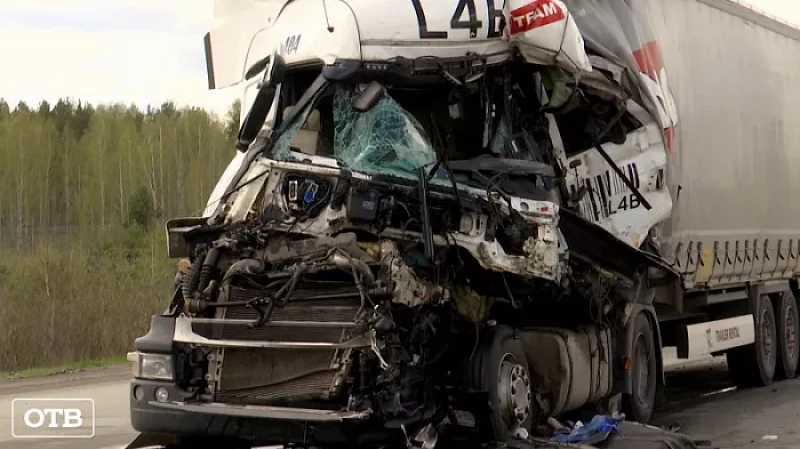 На Ново-Московском тракте грузовик насмерть придавил бригаду рабочих