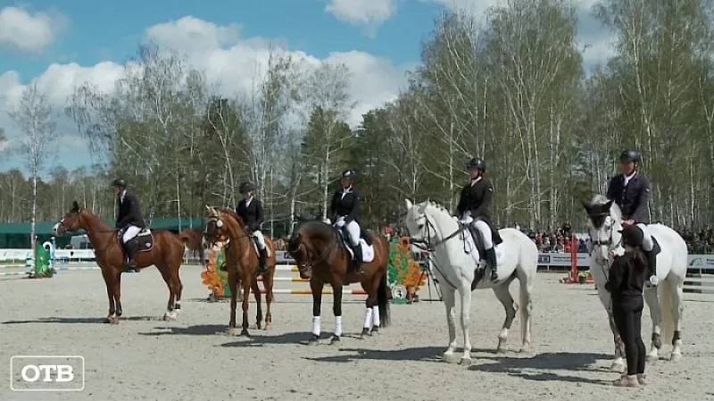 Зрелищные соревнования по конкурному биатлону впервые прошли в Свердловской области